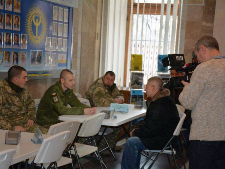 Миколаївські військові закликають вступа…
