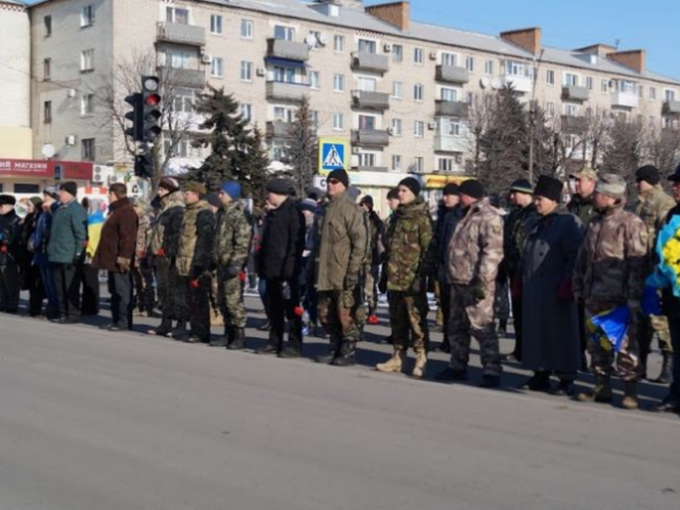 В столице Западного Донбасса почтили пам…