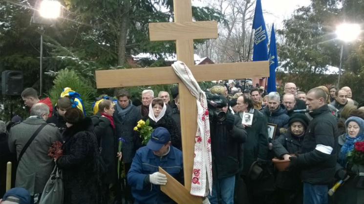 В Киеве перезахоронили украинского поэта Александра Олеся (ФОТО)