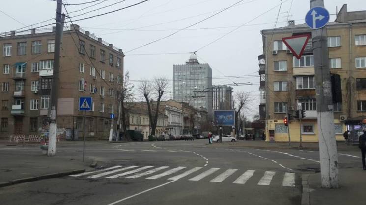 В центрі Одеси на одному з перехресть вс…