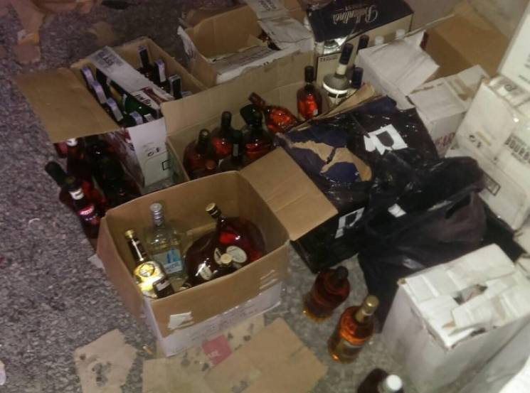 На Вінниччині виявили повний гараж алког…