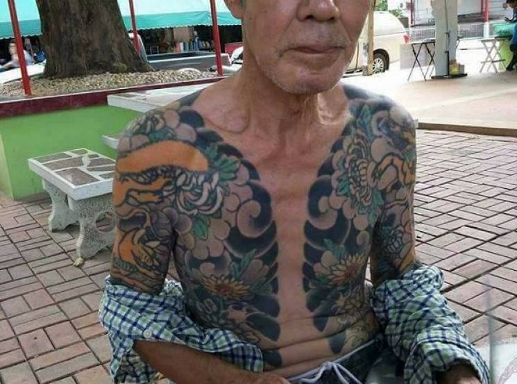 Самая жуткая коллекция: этот доктор собирал татуированную кожу японских мафиози