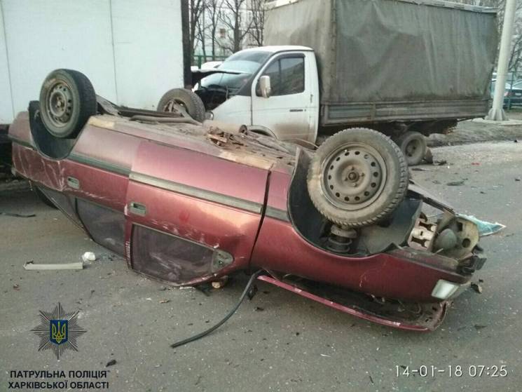 В Харькове пьяный водитель иномарки прот…