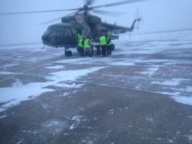 В Днипро на вертолете эвакуировали ранен…