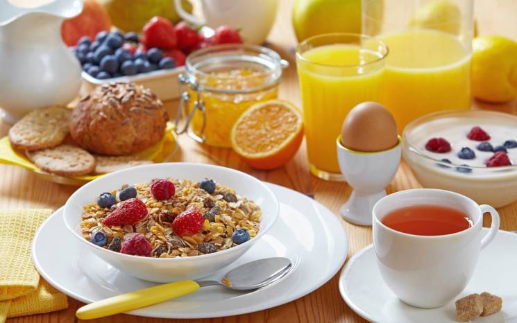 Сніданок нашвидкоруч: Шість рецептів сма…