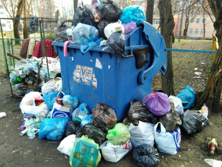 Як на Новий рік Львів тоне у смітті (ФОТ…