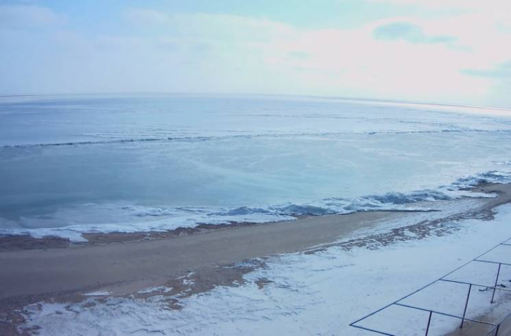 На запорожском курорте замерзло море (ВИ…