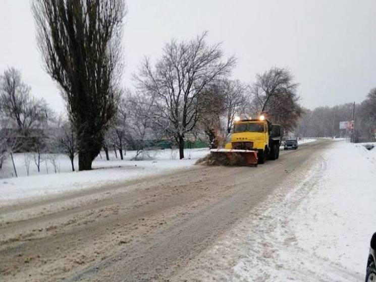 Автошляхи Полтавщини розчищали від снігу…