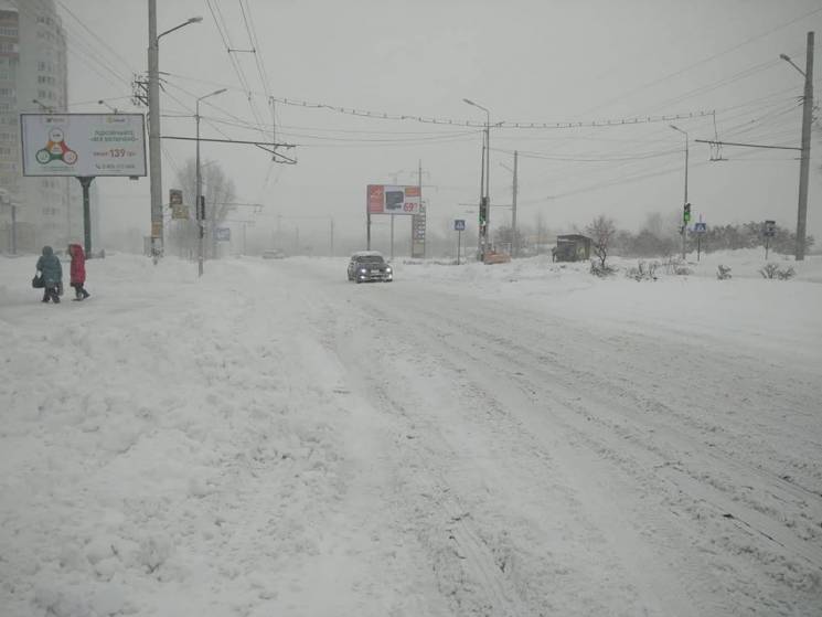 Сніг, а потім дощ: На Полтавщині поперед…