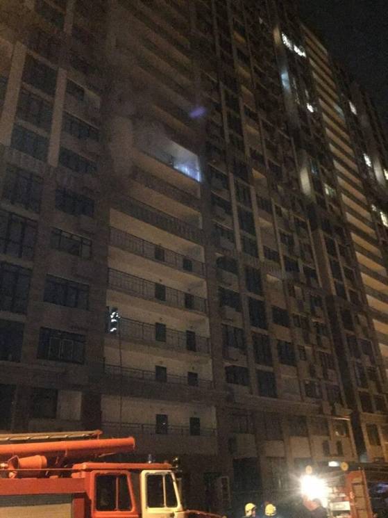 В многоэтажке Киева загорелась проводка:…
