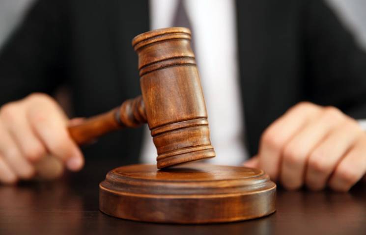 Вінничанин дурив нотаріуса заради п'…