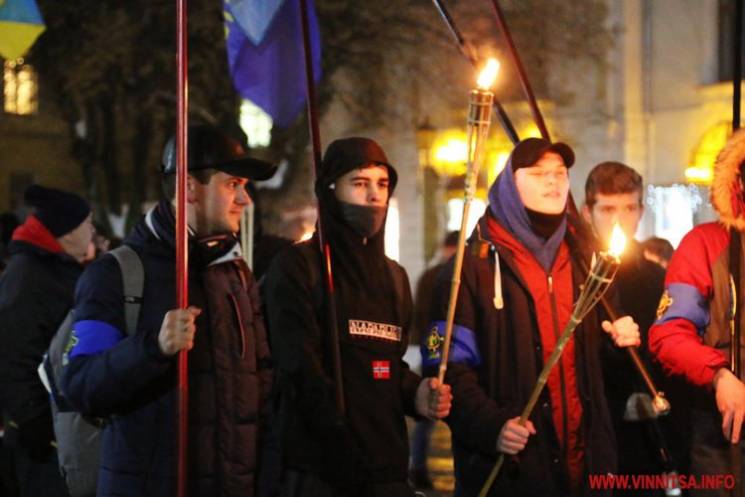 Вогонь пам&#039;яті: Вінничани відзначил…