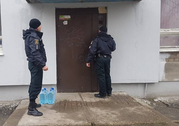 Водний колапс: У Бердянську поліцейські…