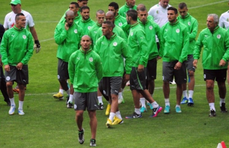 Футболисты сборной Алжира пожертвуют $ 9…