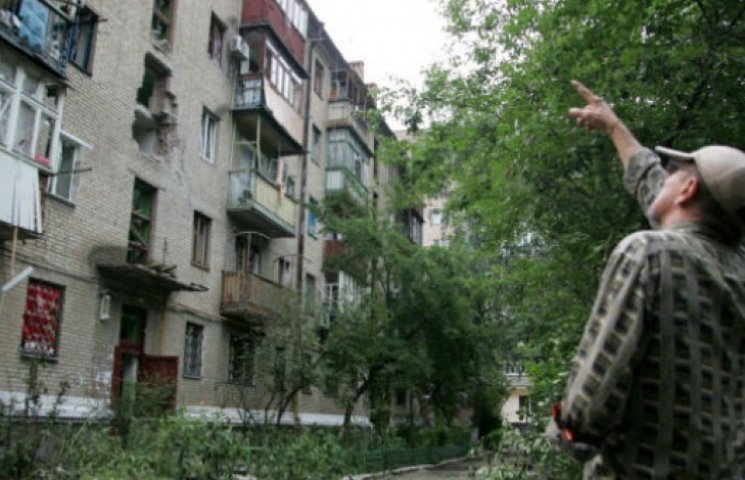 В Луганске разбомбили дом многодетной се…