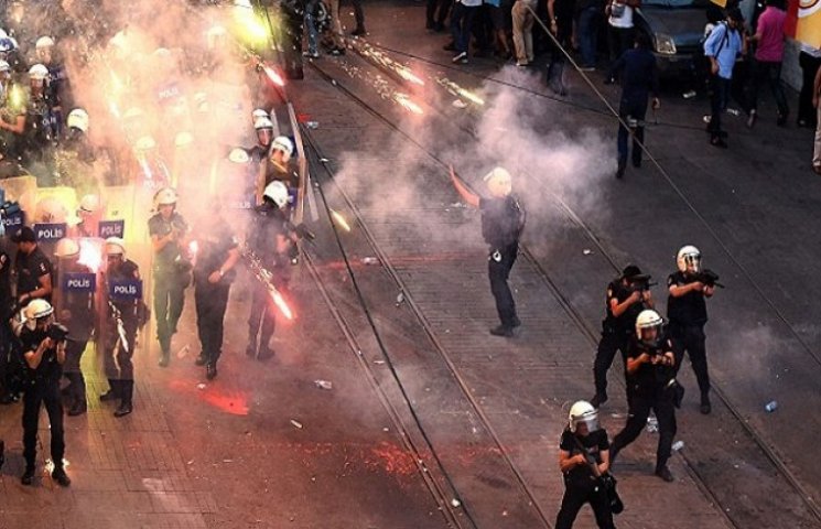 У Туреччині протестують проти бездіяльно…