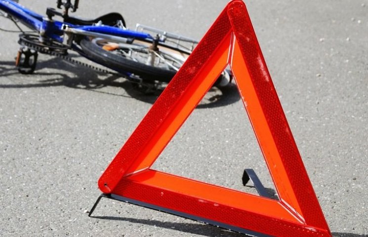 У Хмельницькому на Бандери збили велосип…