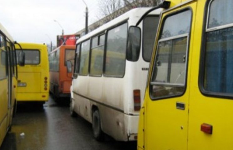 Проїзд у маршрутках Ужгорода для школярі…