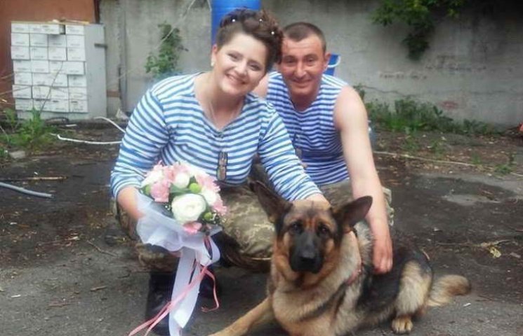 Как украинские десантники на фронте свад…