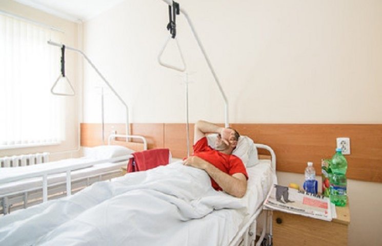 В Харькове в госпиталь поступили 43 бойц…