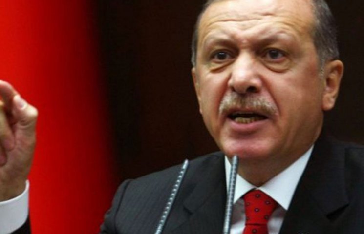 "Гайки закручуються": Туреччина призупин…