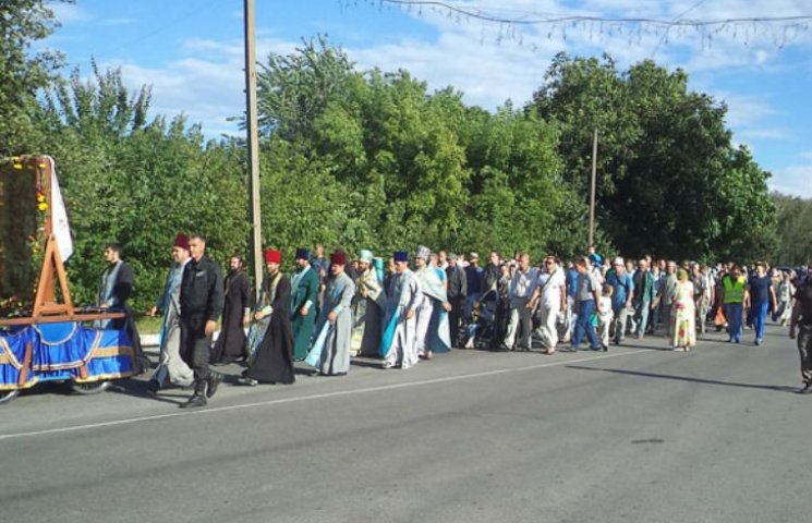 Участники Крестного хода покинули Полтав…