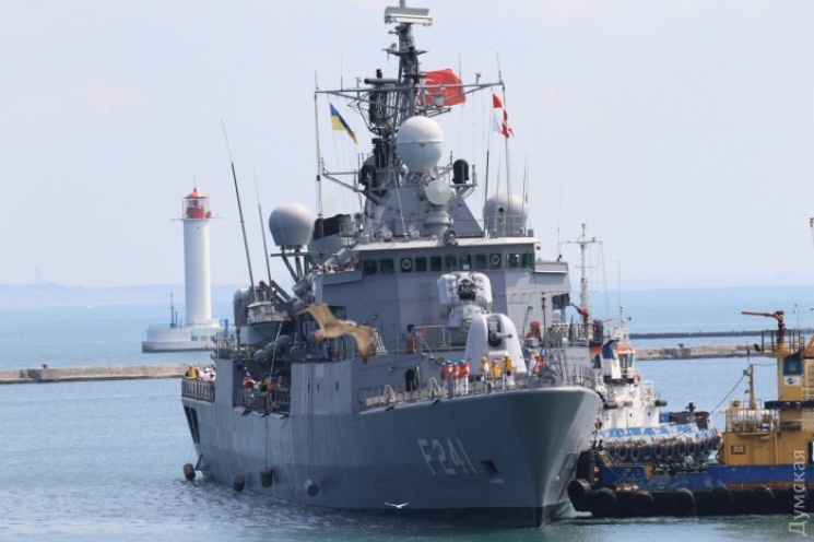 В Одеський порт зайшли кораблі ВМС Туреч…