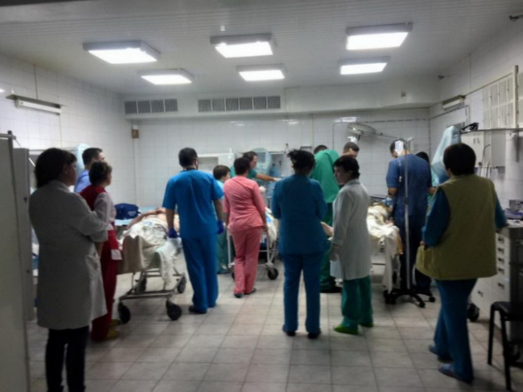 В больнице Днипра спасли бойца АТО с про…