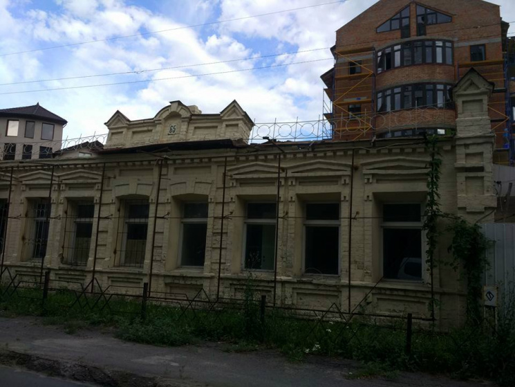 Ради новых квартир в Киеве снесли очеред…