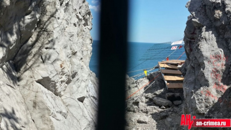 Разрекламированный крымский мост рухнул…