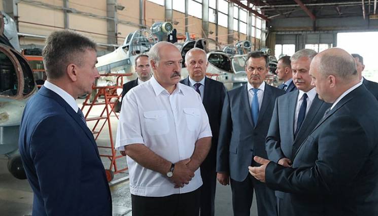 Президент Беларуси отобрал у Богуслаева…