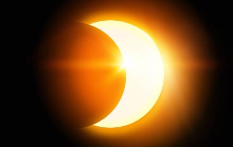 Сонячне затемнення: Як Місяць накрив Сон…