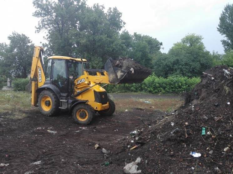 Чим жила Україна: Наступ на сміття, сере…