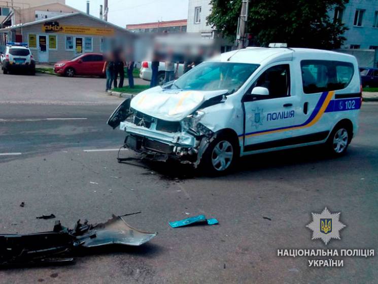 У Полтаві зіткнулись поліцейський та інк…