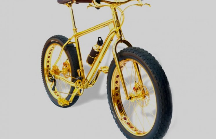 В продаже появился велосипед из золота и…