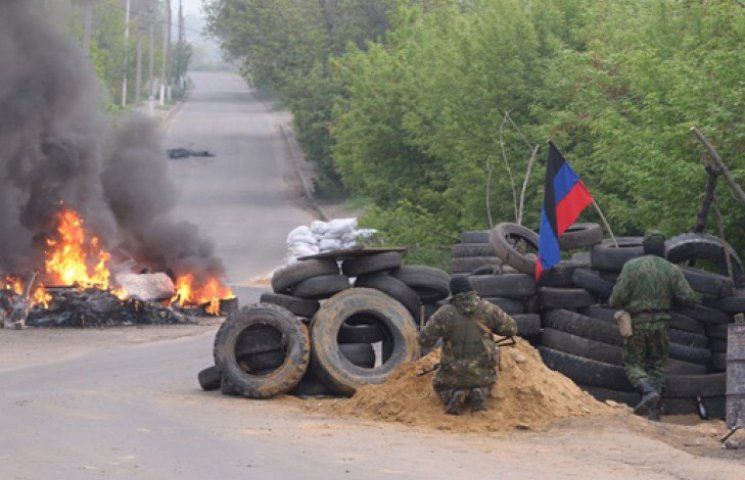 В Донецке ночью стреляли и устанавливали…