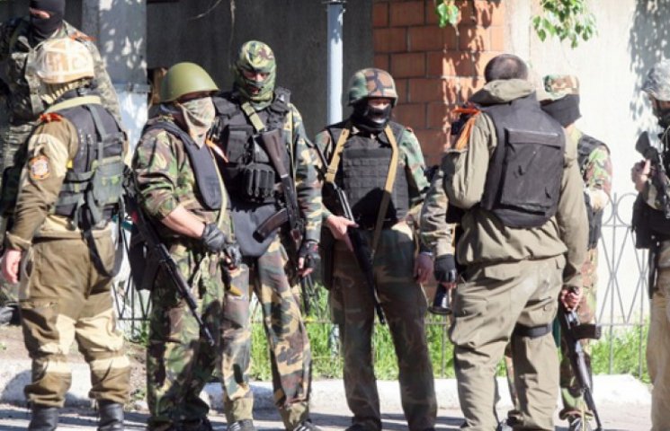 Боевики в Артемовске бросили оружие посл…