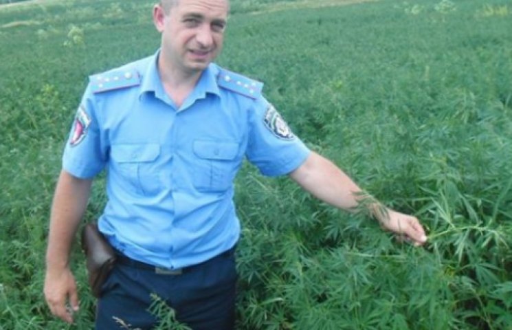 ФОТО ДНЯ: Одесские милиционеры позируют…