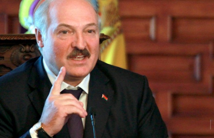 Лукашенко зовет украинских беженцев: Нам…