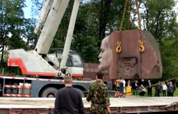 Днепропетровского Ленина заменит памятни…