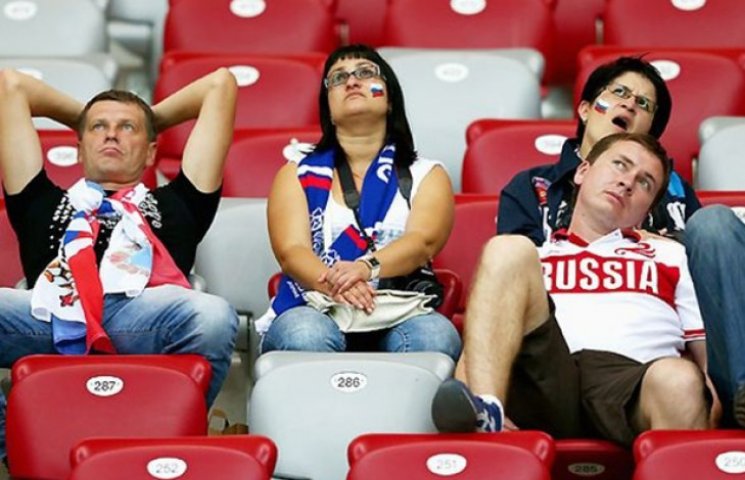 Після поразки від Австрії російські журн…