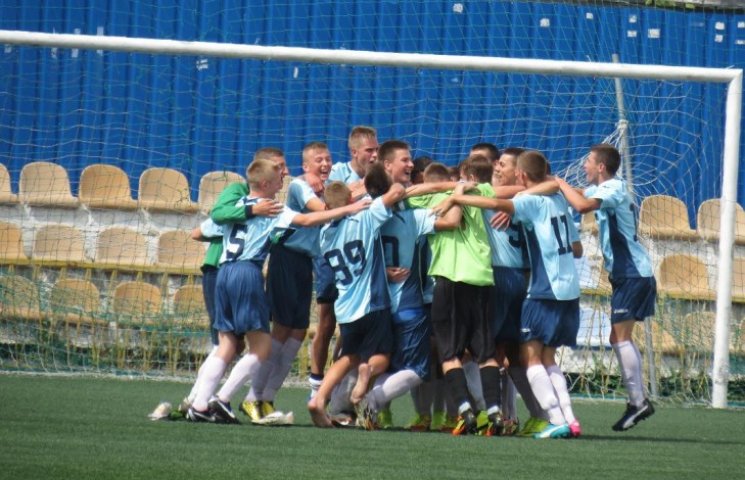 Шаргородські футболісти оформили “золоти…