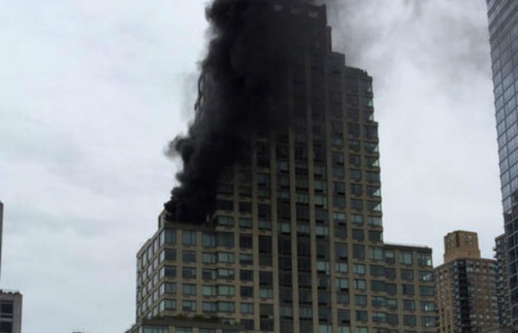 У Нью-Йорку горить хмарочос: над Манхетт…