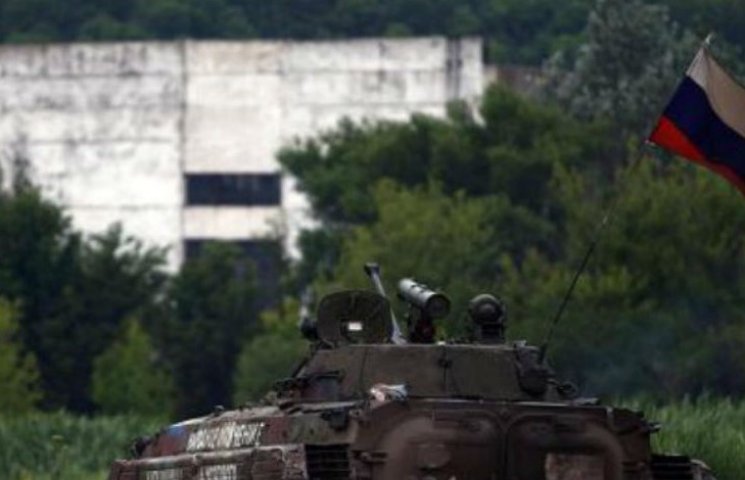 Терористи обстріляли з танка мирні кварт…