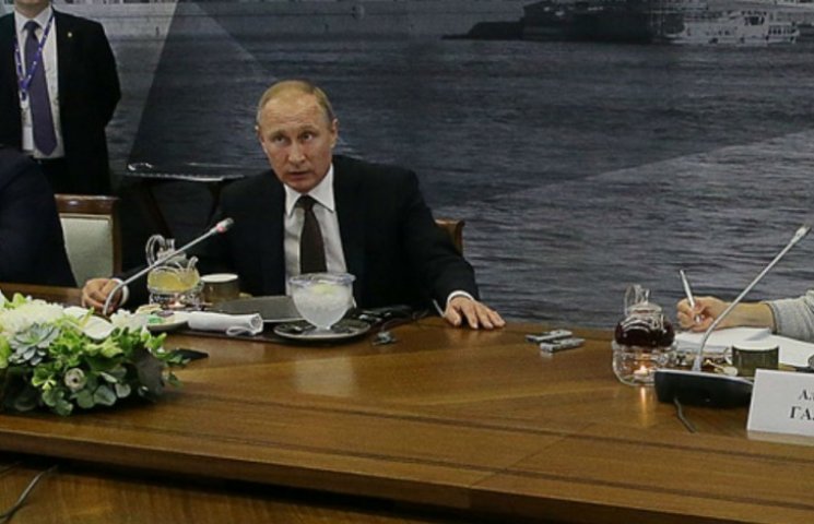 Нічне зізнання Путіна: йому набридло бут…