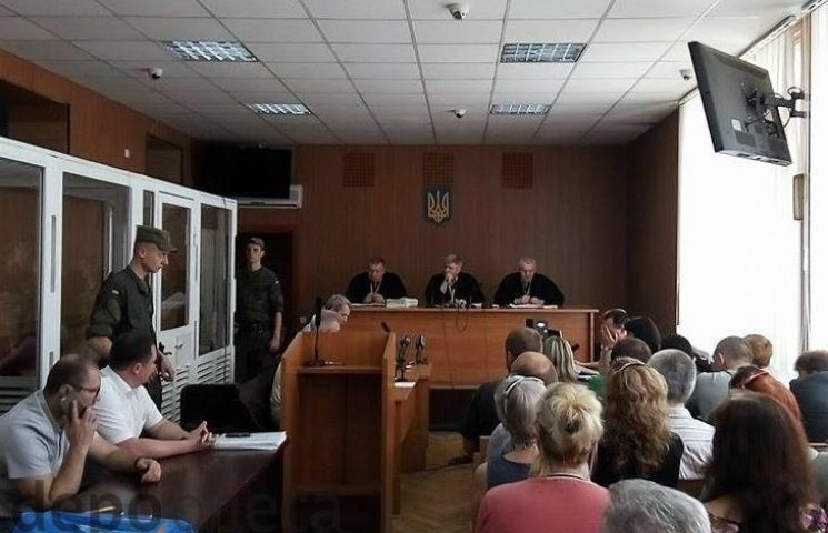 В Одесі суд вирішить, чи відпускати під…
