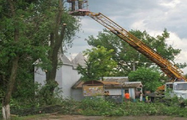 Луганск накрыл мощный ураган: сорваны кр…