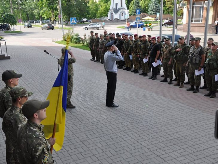 Сводный отряд полтавских правоохранителе…