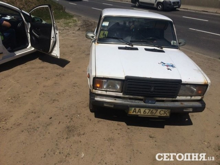 У Києві літній водій помер за кермом під…