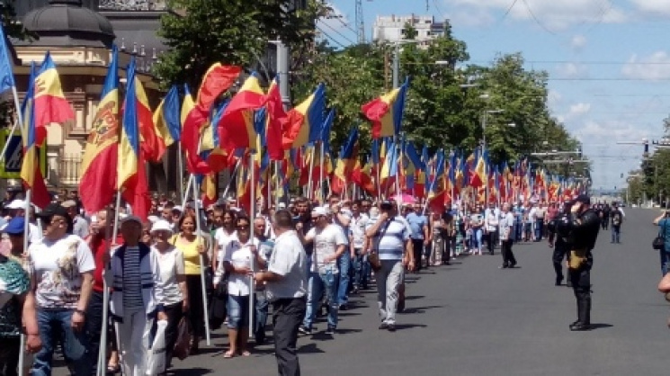 У Молдові протестують проти змін у вибор…